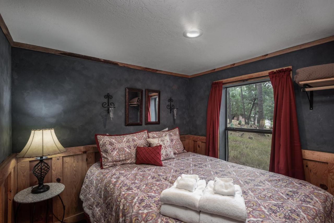 Starry Night, 1 Bedroom, Gas Fireplace, Midtown, Sleeps 2 Ruidoso Exterior photo